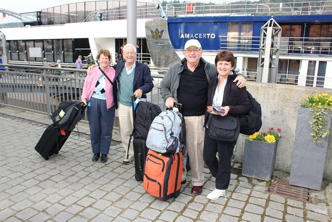 1-way Prague to Vilshofen private transfer - up to 7 passengers - Inside the Mercedes-Benz vehicle
