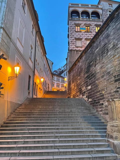 1000 years of history! Evening walking foodie tour - Lennon Wall and Charles Bridge between courses