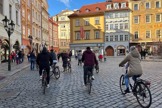 3-hour Complete Prague Bike Tour - A three-hour introduction to Prague on two wheels
