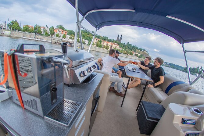 3 Hours Prague Private Boat Cruise Beer or Prosecco Unlimited - Beginning at Náplavka on Rašínovo nábřeží