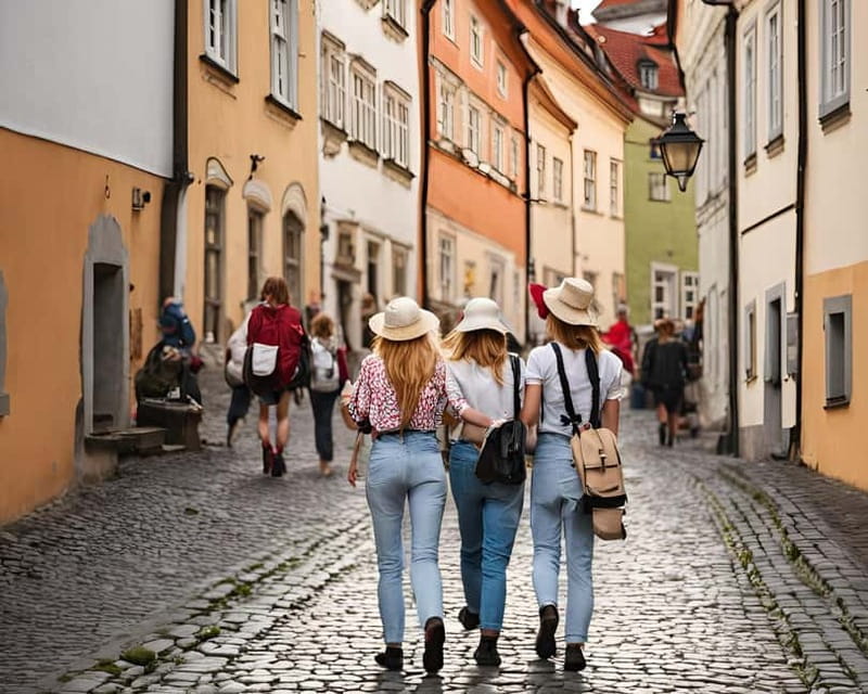 5h All-in SUMMER Tour River Cruise, Castle, Lunch & Treats☀️ - Trdelník or ice cream before the castle