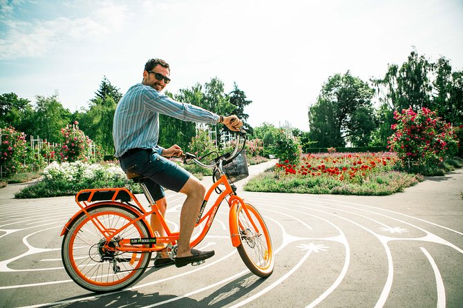 7 BEST VIEWS - PRAGUE eBIKE TOUR - John Lennon Wall and the return to Malá Strana