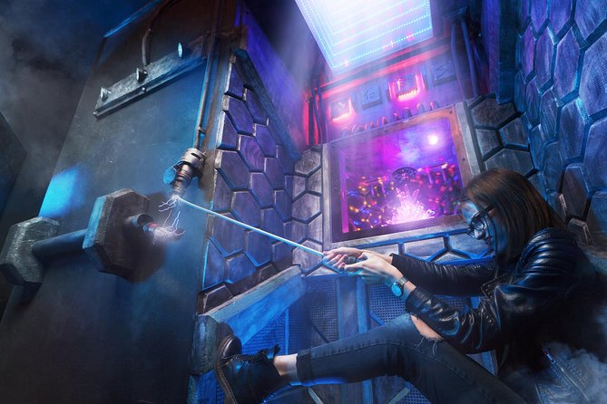 Apocalypse Zombie 2213 Escape Game in Prague - What the puzzles and set are like
