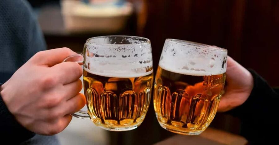 Beer Tour - The brewery stop explains the glass in your hand