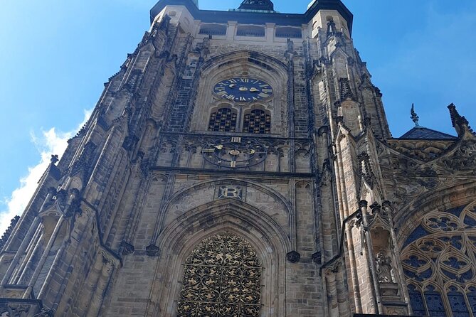 Best of Prague - City walking tour with Czech Cuisine Lunch - Municipal House and the Powder Tower: Prague’s grand entrance