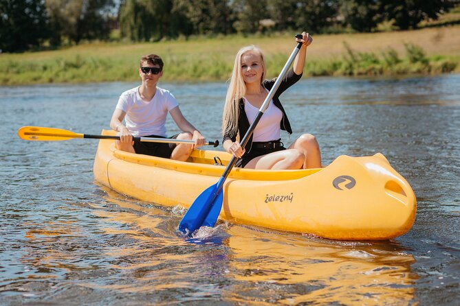 Canoeing on the Elbe river from Děčín to Bad Schandau - Through the sandstone canyon country