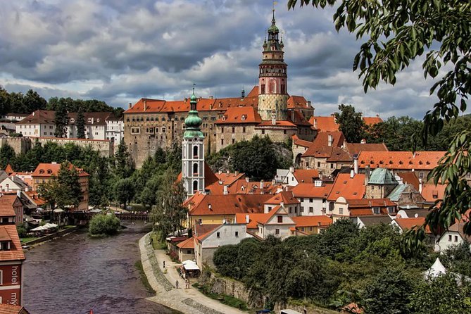 Cesky Krumlov Full day tour from Prague and back - The return drive and the real value of the package