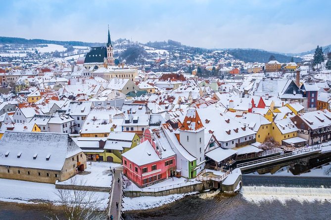 Cesky Krumlov medieval UNESCO sites - private tour with PERSONAL PRAGUE GUIDE - The drive from Prague sets the tone