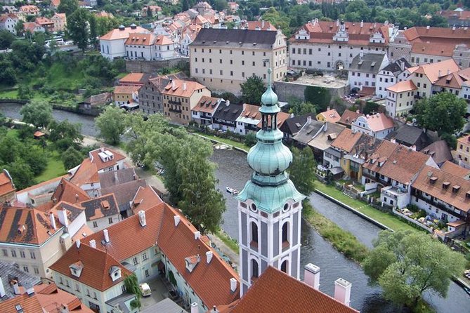 Cesky Krumlov Old Town Private Walking Tour - Why a guide helps in Cesky Krumlov
