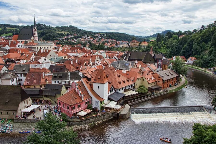 Cesky Krumlov Private Day Trip from Prague - Which guide experience should you expect?