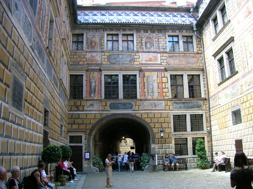 Cesky Krumlov Private Day Trip from Prague - The drive from Prague is part of the day