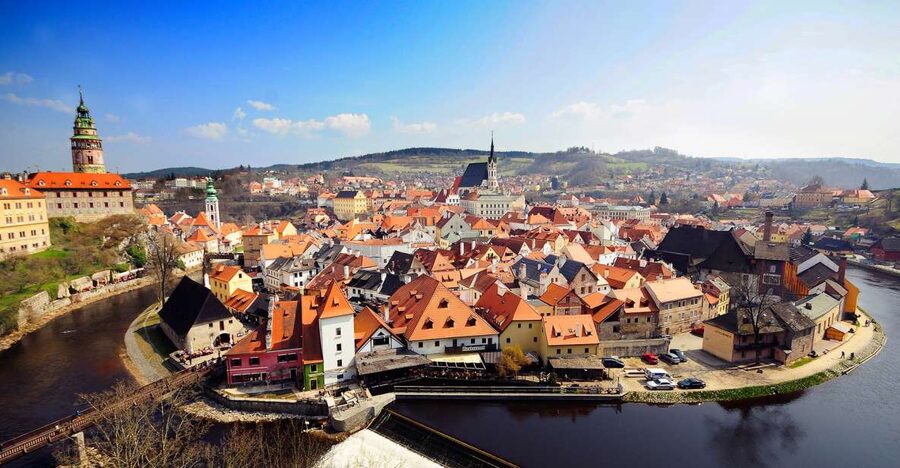 Český Krumlov - with entrance to the castle - The Rožmberk story behind the town