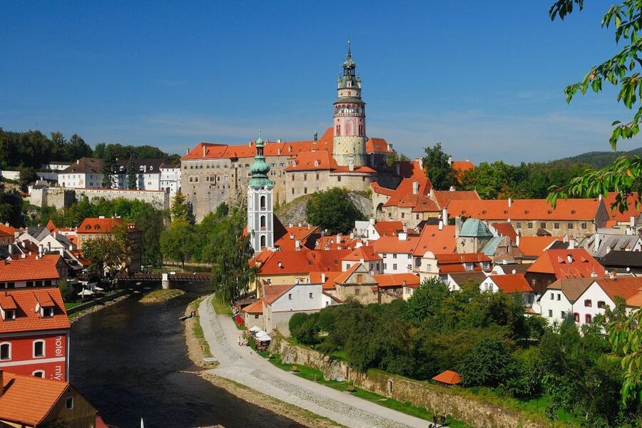 Český Krumlov - with entrance to the castle - Four hours among 300 historic houses
