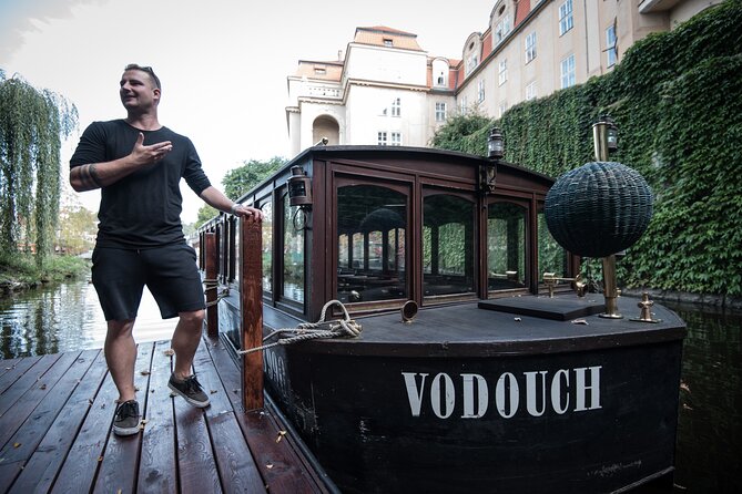 Charles Bridge: River Boat Cruise & Guided Tour ️with PragueWay - Why this Charles Bridge tour works well