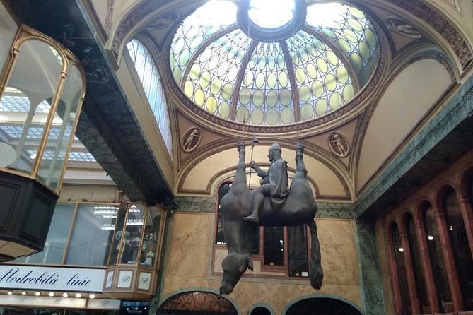 Communism and its fall Prague private tour - Timing, pickup, and the walking effort