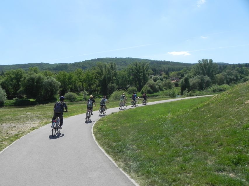 Coutryside bike tour to Karlstejn Castle. - Key points to know before booking
