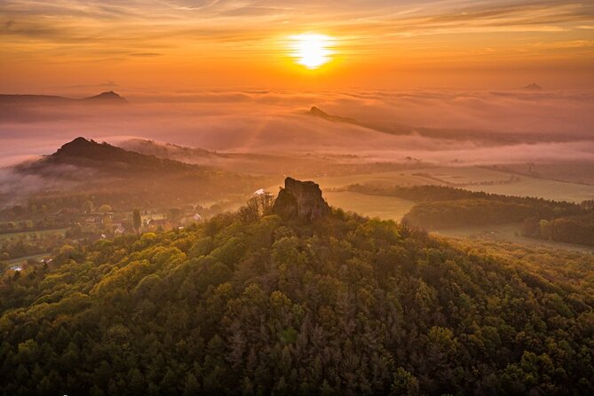 Cozy Winter Countryside Tour 4x4: Experience Authentic Bohemia - Key points at a glance