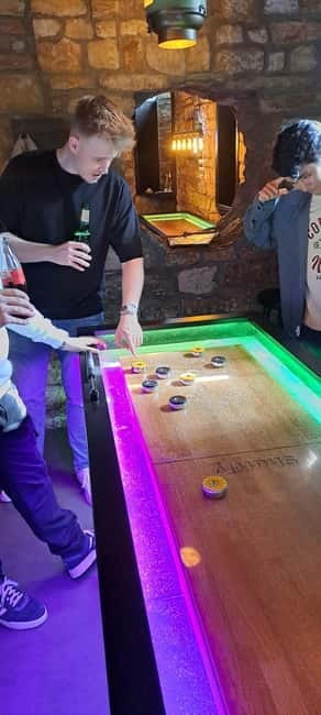 Crew Bar Prague: Open bar, ping pong or shuffleboard game - Who will enjoy this most