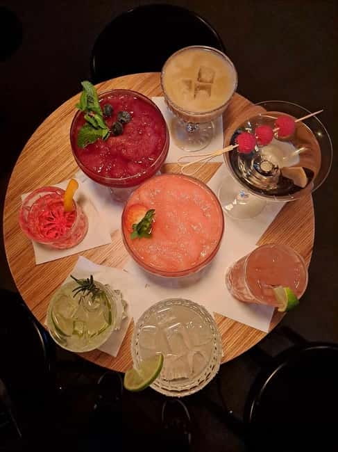 Crew Bar Prague: Open bar, ping pong or shuffleboard game - Should you book Crew Bar Prague?