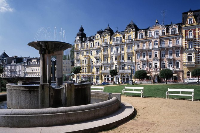 Czech Spas of Karlovy Vary and Marianske Lazne from Prague - The Moser Glass Museum and Czech craftsmanship