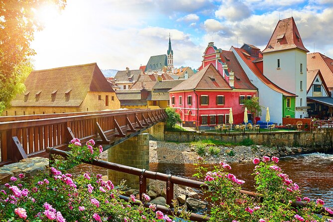 Day Trip to the Fairytale Town of Cesky Krumlov - Key points to know before booking
