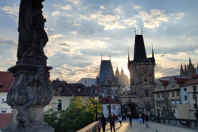 Discover Prague Private Tour - 3 hours - Hradcany and Strahov show a quieter side of the city