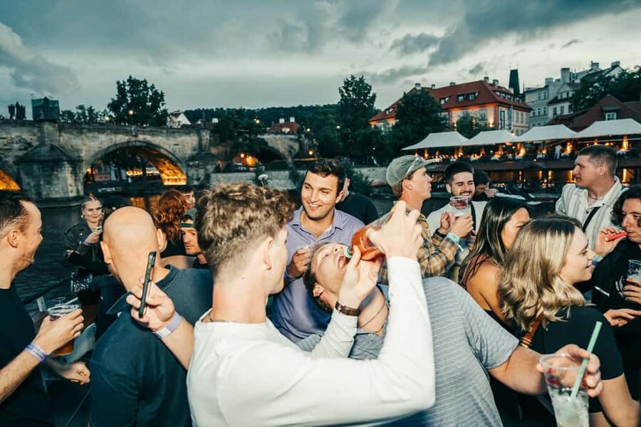 Drunken Monkey Prague Boat Party Open Bar to Duplex Club - Key points before you book