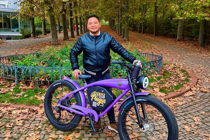 E-BIKE TOUR: 10 Must-See Landmarks & Viewpoints in Prague 1-8per. - Industry, parliament, and the climb to Letná