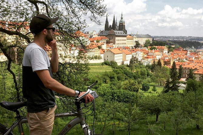 Exceptional Private Prague bike tour - Choosing between parks, hills, and city squares