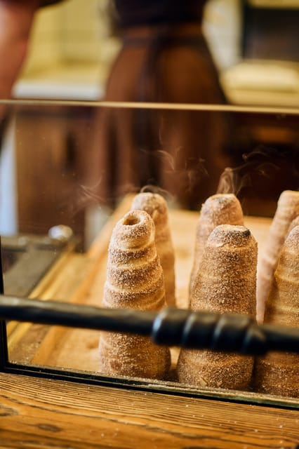 Explore Prague with our chimney cake Prague trail! - How the map and photo challenge work