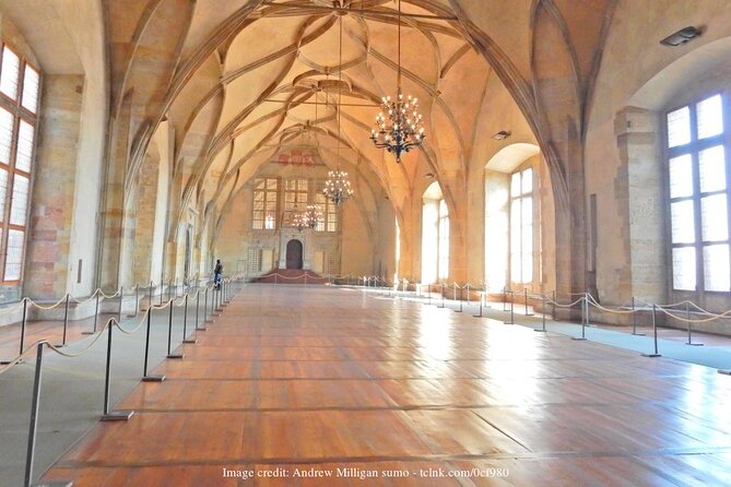 Explore the Historic Prague Castle: Private Half-Day Walking Tour - Timing, Meeting Point, and Practical Planning