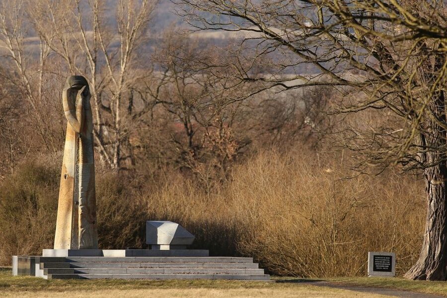 From Prague: All-inclusive Bus Tour to Terezin Memorial - The crematorium and the weight of the visit