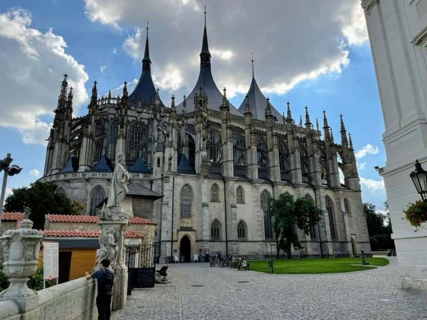 From Prague: Day Trip to Kutna Hora with Czech Lunch - Timing, comfort, and practical details