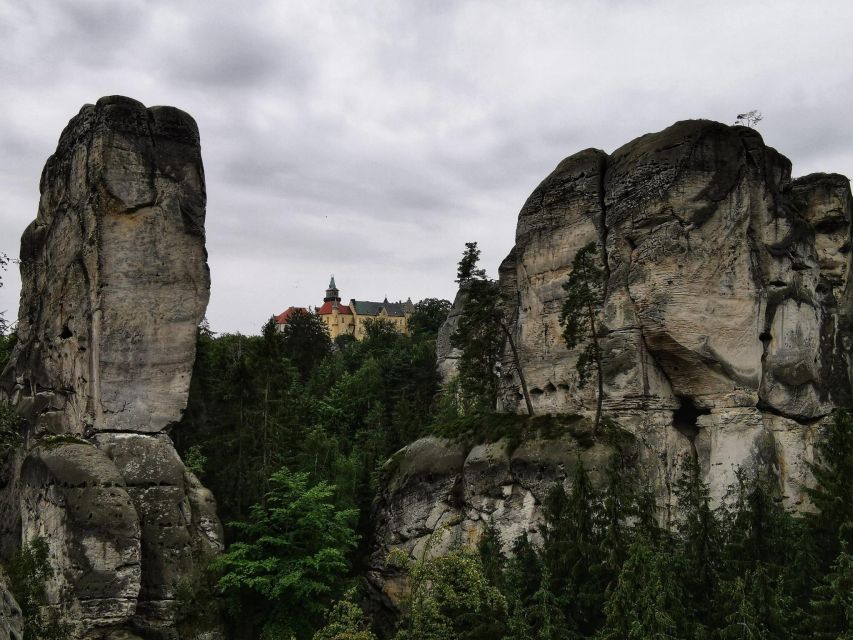 From Prague: Full-Day Bohemian Paradise Guided Hiking Trip - The symbolic climber cemetery