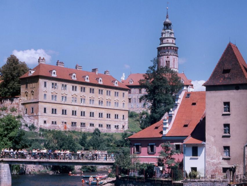 From Prague: Full-Day Český Krumlov Tour with Lunch - Guide quality can shape the whole day