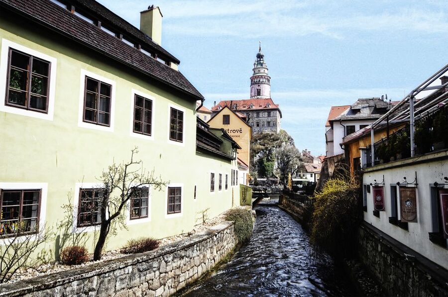 From Prague: Full-Day Český Krumlov Tour with Lunch - The 2-hour-20-minute journey from Prague