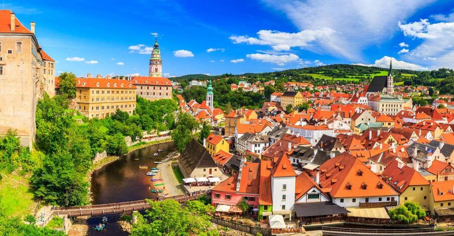 From Prague: Full-Day Trip to Česky Krumlov - Why Český Krumlov makes a worthwhile day trip