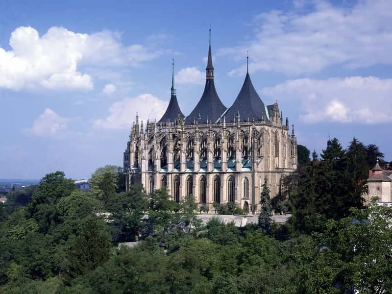 From Prague: Half-Day Coach Tour to Kutná Hora - Why Kutná Hora makes a good Prague side trip