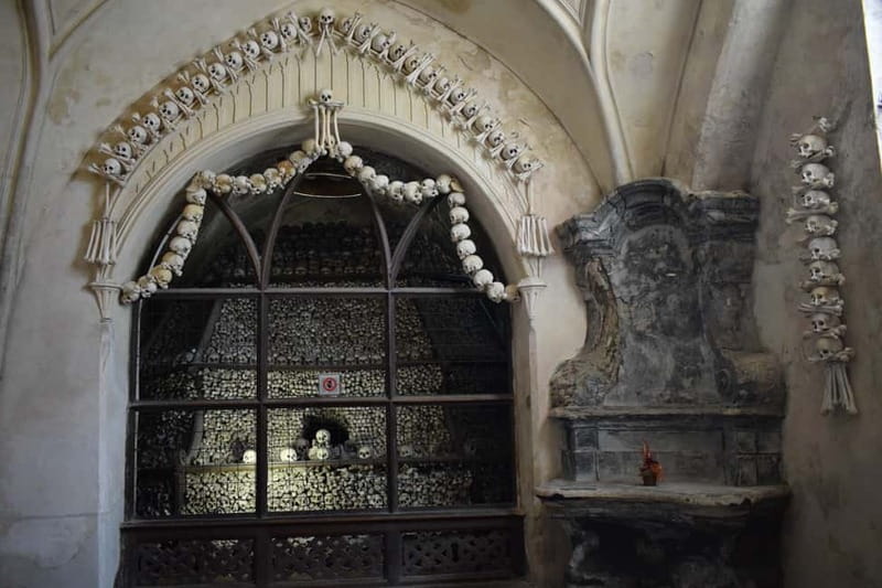 From Prague: Half-Day Coach Tour to Kutná Hora - Time for Kutná Hora’s streets and lunch