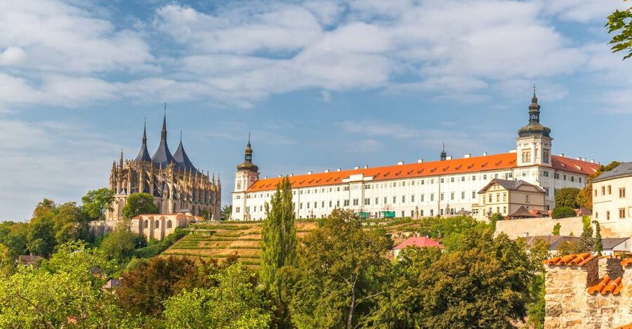 From Prague: Kutná Hora Day Excursion with Bone Church - Timing, walking, and comfort