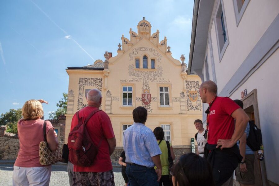 From Prague: Kutna Hora UNESCO Site Tour with Bone Chapel - How much walking and organization to expect