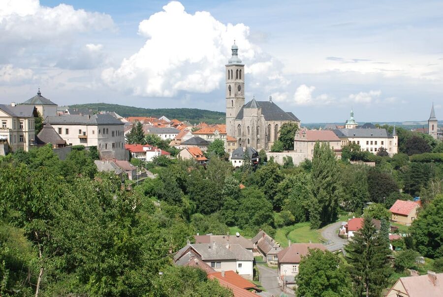 From Prague: Kutna Hora Walking Tour & St. Barbara Cathedral - Why Kutna Hora makes a strong Prague side trip