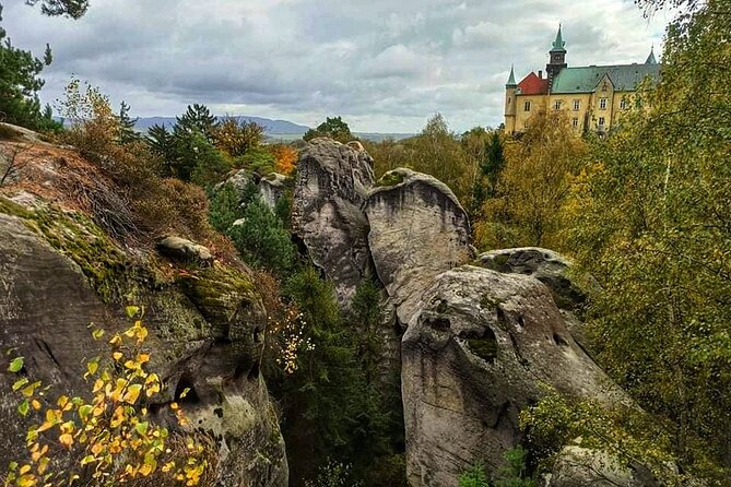 Full-Day Hiking in Bohemian Paradise: Hrubá Skála near Prague - The symbolic climber cemetery
