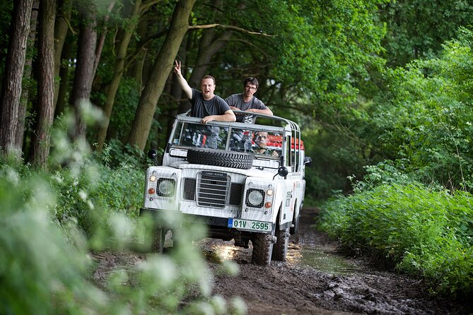 Full-day Land Rover driving off-road experience Prague - Finishing with an off-road diploma