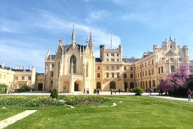 Fullday Private Tour in Lednice and Valtice with Castle Visiting - Lednice: a fantasy castle and a park built for wandering