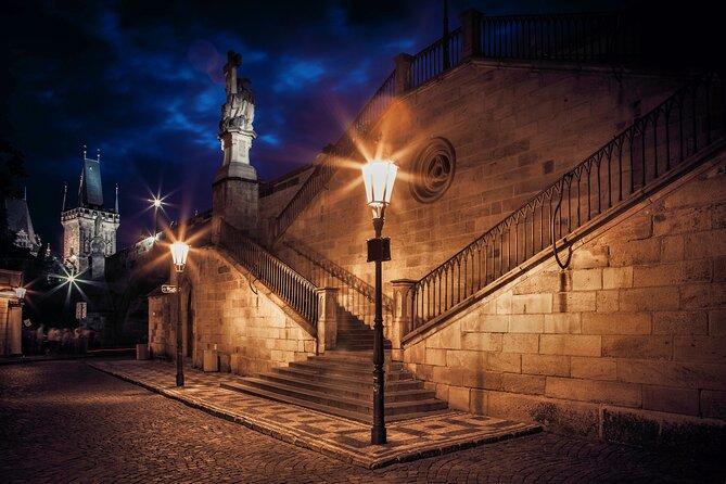 Ghosts and Legends walking tour in Prague - Practical details that affect your night