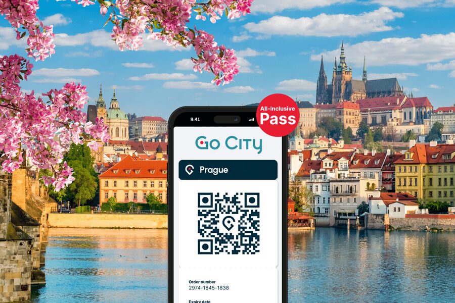 Go City Prague Pass - Top Attractions and Hop-On Hop-Off Bus - Prague Castle: the big-ticket anchor