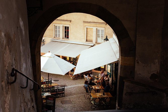 Highlights & Hidden Gems With Locals: Best of Prague Private Walking Tour - Prague Castle and the secret route downhill