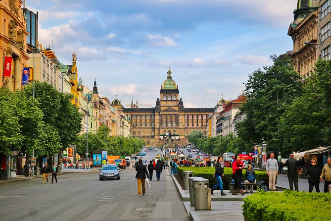 Highlights of Prague with a Funny and Local Guide - Old Town Square and the Astronomical Clock