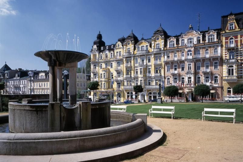 Karlovy Vary & Marianske Lazne Tour from Prague with Lunch - Who will enjoy this tour most?